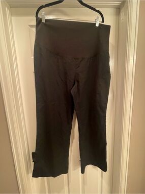 Black High-Waist Wide-Leg Maternity Scrubs